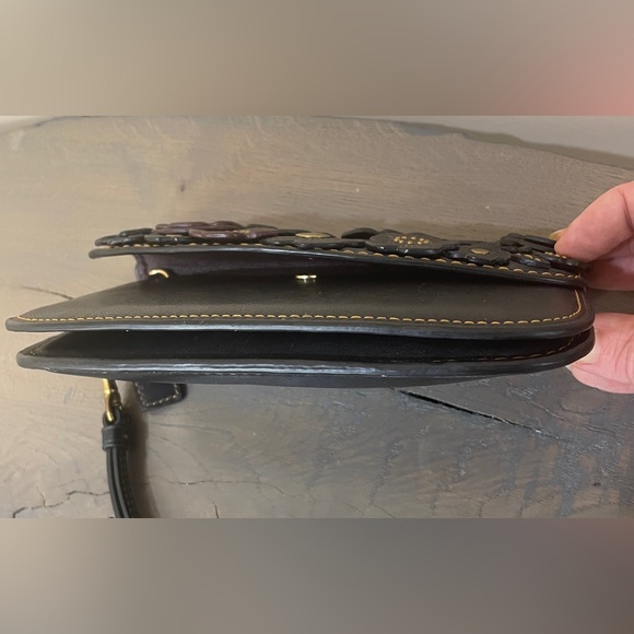 COACH Boutique 1941 Tea Rose Floral Applique Wristlet Clutch Pouch in Black - Picture 11 of 11